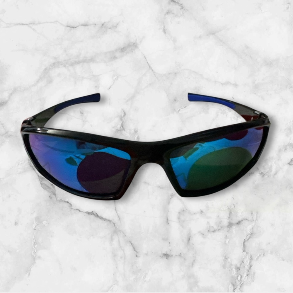 Men’s Polarized Black and Blue Sunglasses NIP - Picture 2 of 6